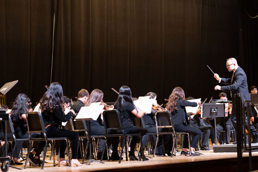 Lawrence High School Spring Concert showcased their musical and artistic skills to all who attended