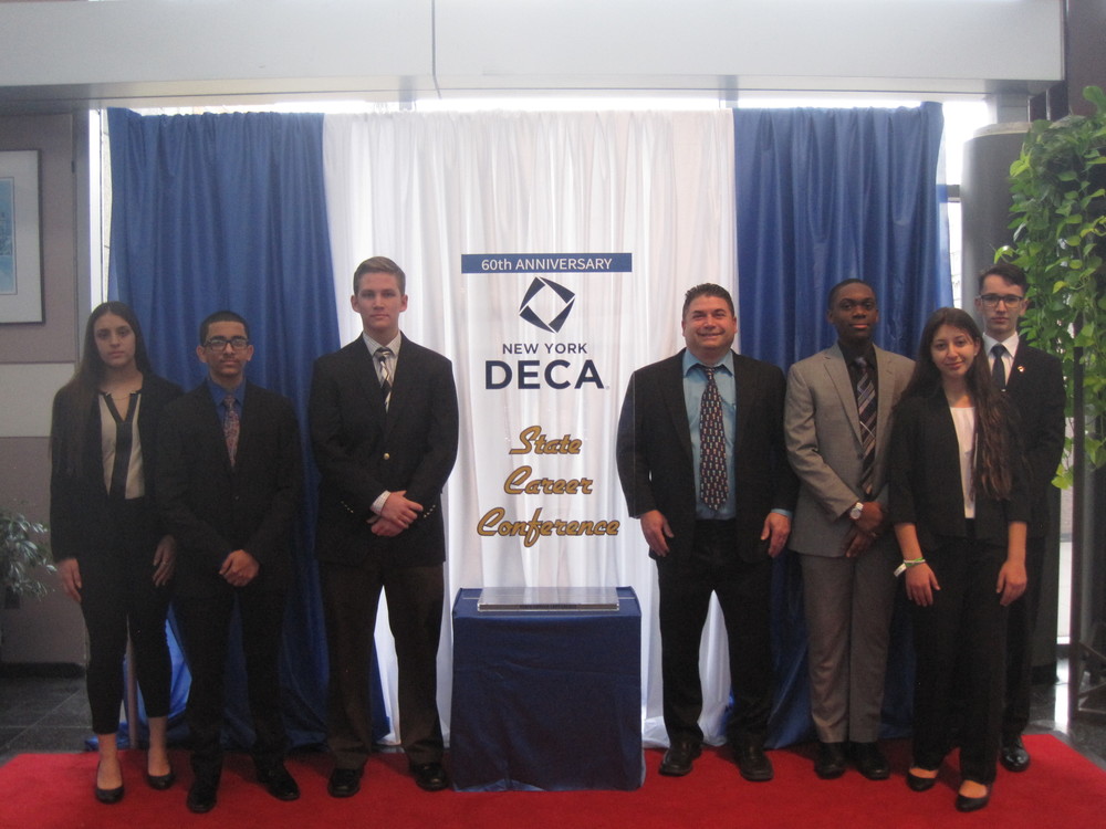 Lawrence Excels at DECA State Career Conference!